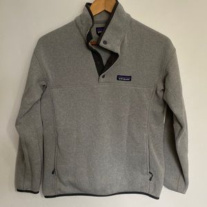 Patagonia Snap-T Pullover fleece, Women’s size Small in light gray